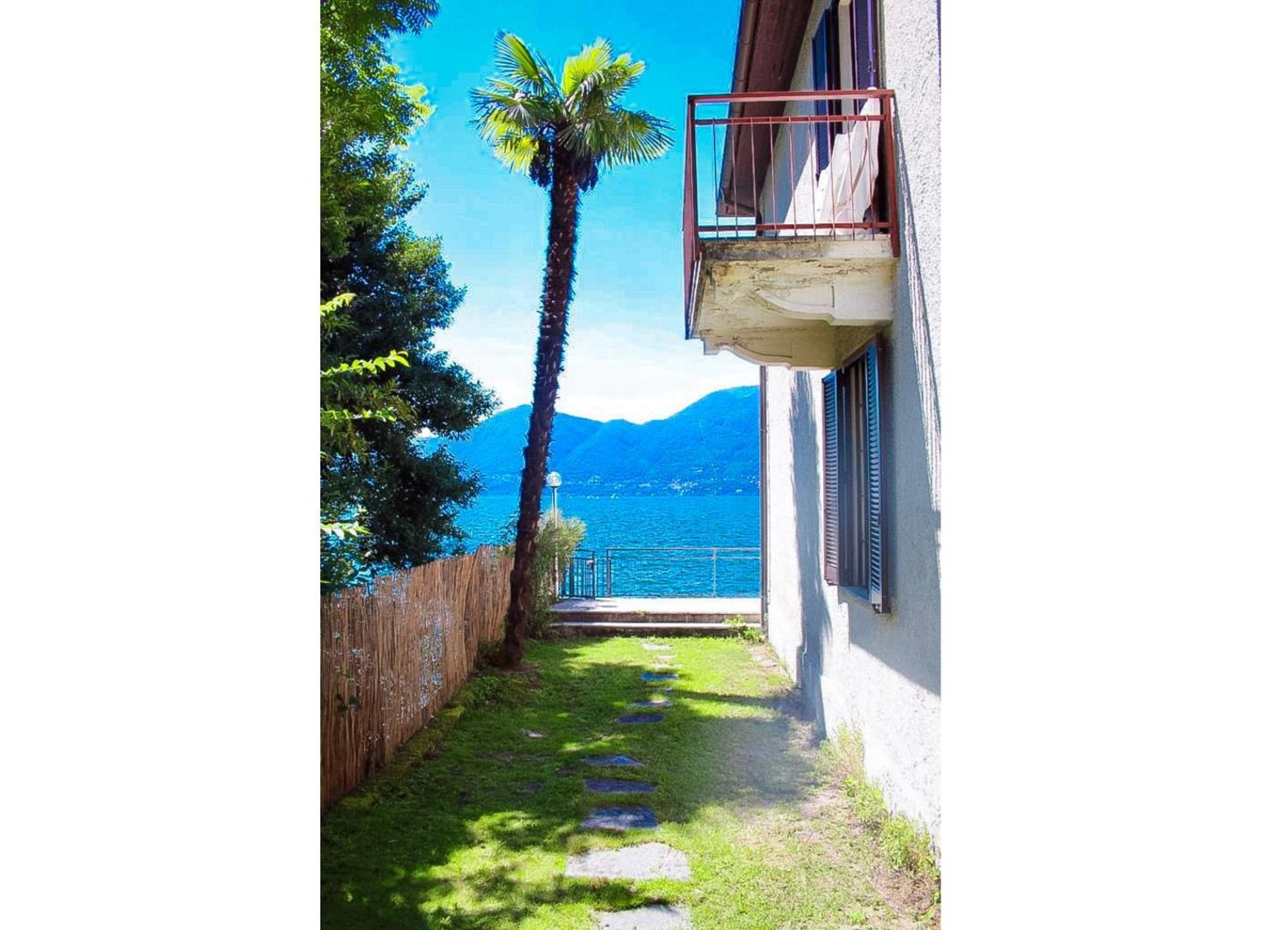 Casa Spiaggia Brezzo Exterior photo